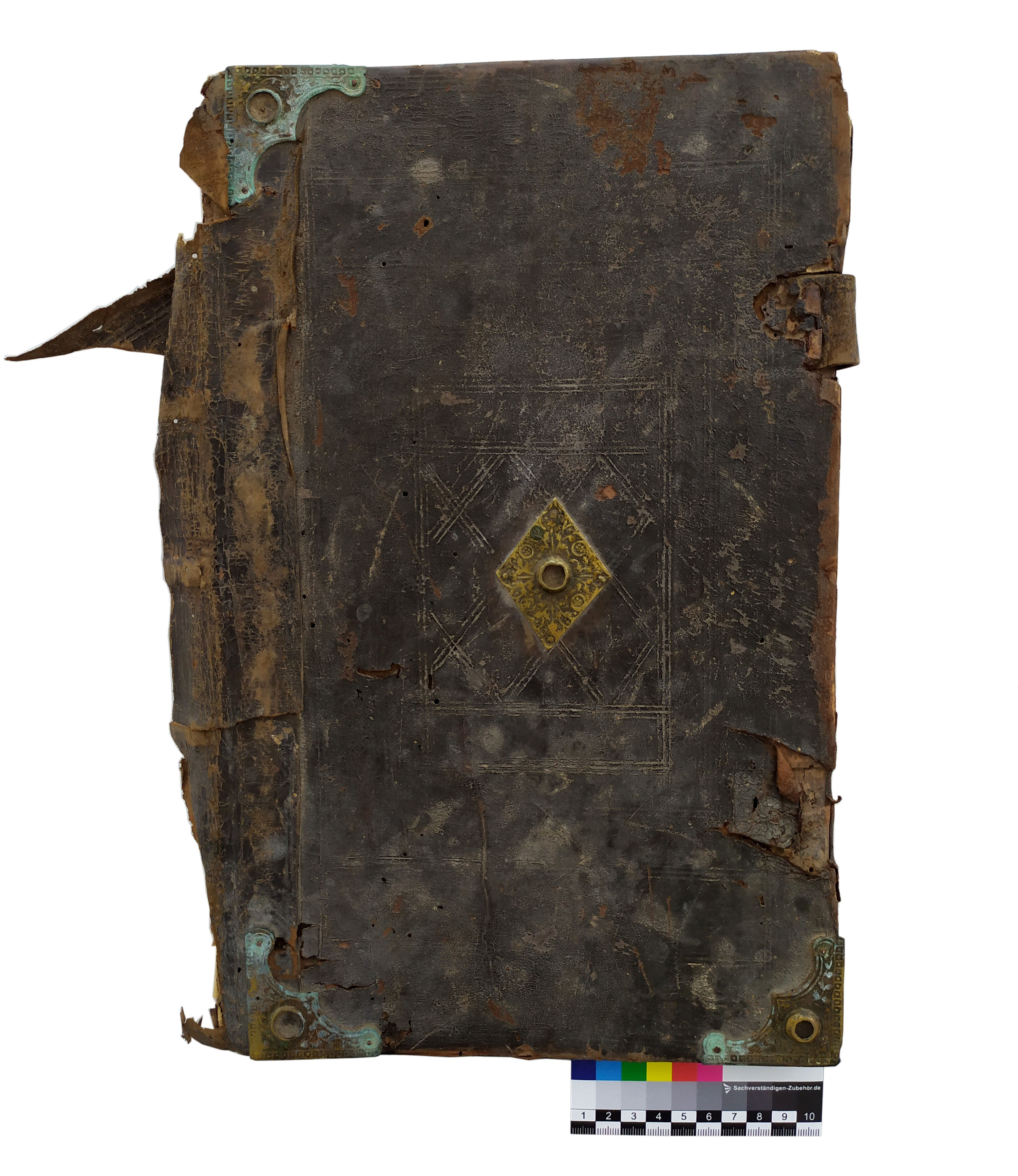 Vāks pirms restaurācijas