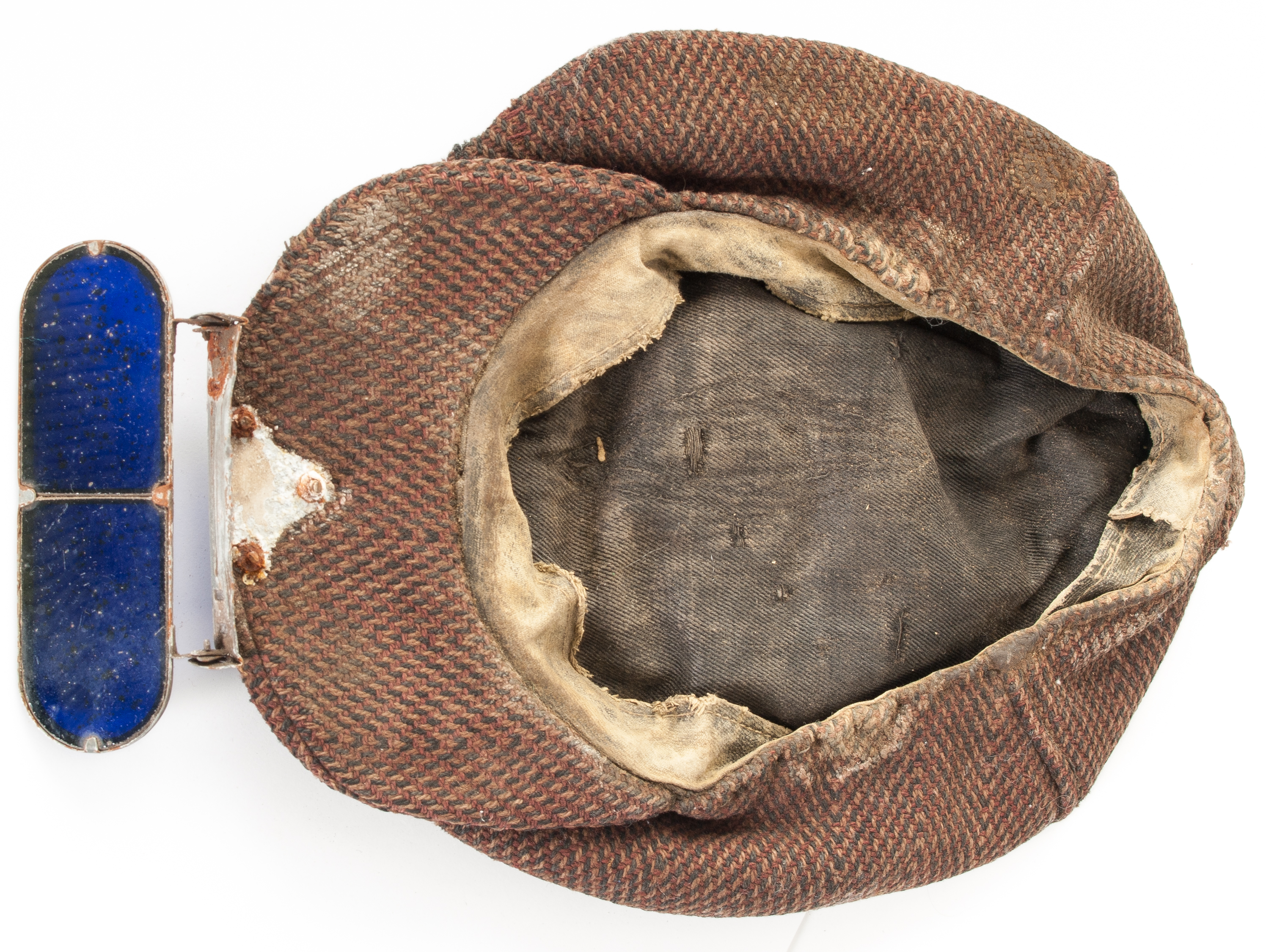 Cepures iekšpuse pirms restaurācijas