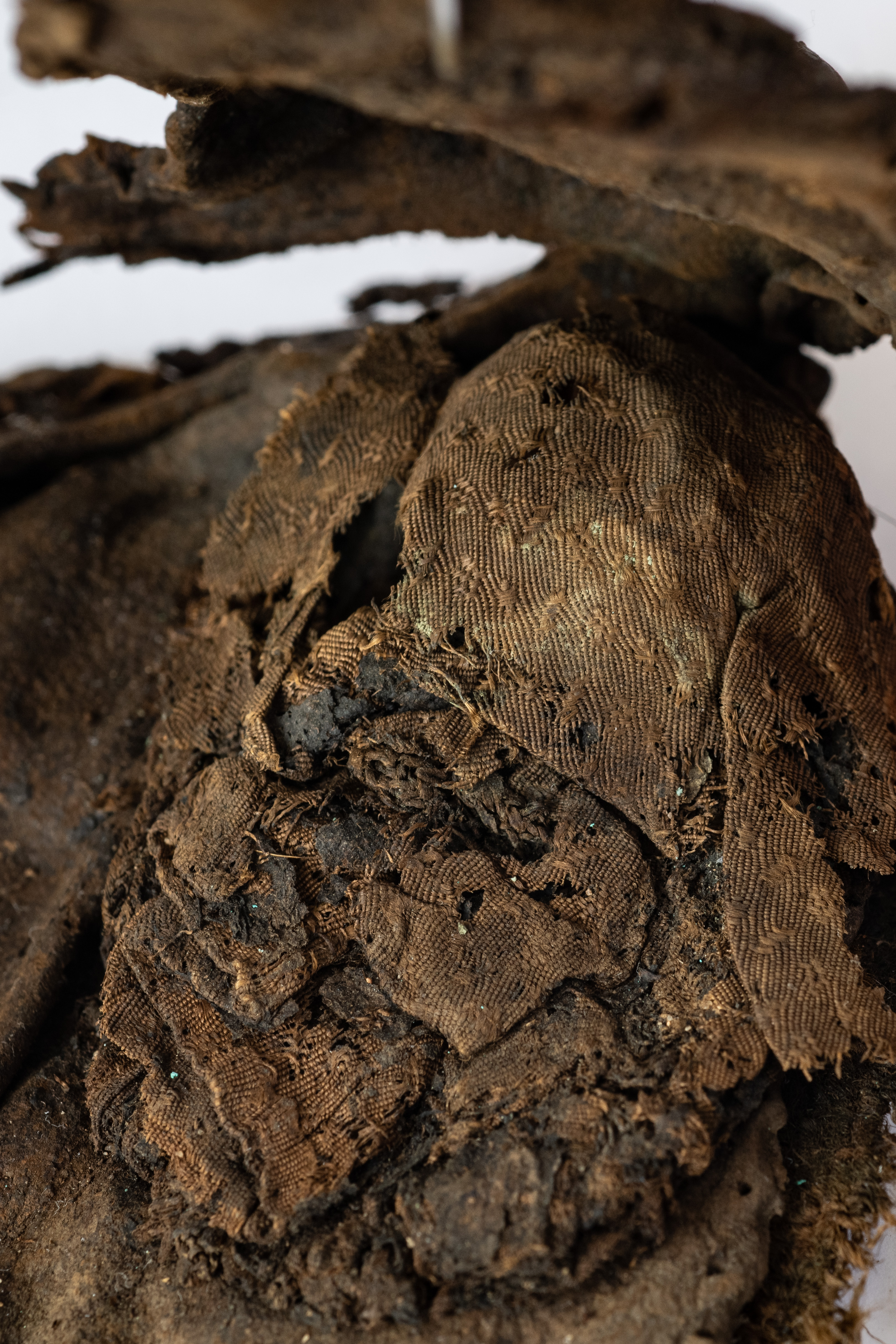 Zīda audums pēc restaurācijas